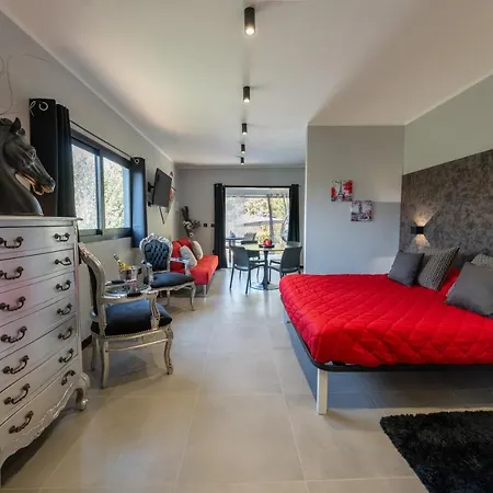 Glamping Sensations Villa Scarlino